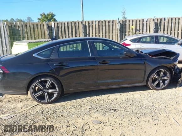 ✅ 2024 Honda Accord Sport • VIN: 1HGCY2F5XRA023430 • Лот: 43466808. Опубликован ранее на IAAI с пробегом 60 064 миль. Бесплатный доступ к архиву аукционных продаж из США и подробный отчёт об истории автомобиля на DreamBid. Изображение 13.