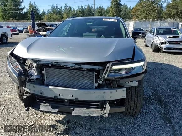 ✅ 2024 Honda Prologue Touring • VIN: 3GPKHXRJ3RS509929 • Lot: 82436215. Listed on Copart with 16,067 mi. Free auction sales archive from the USA and detailed vehicle history report at DreamBid. Image 14.