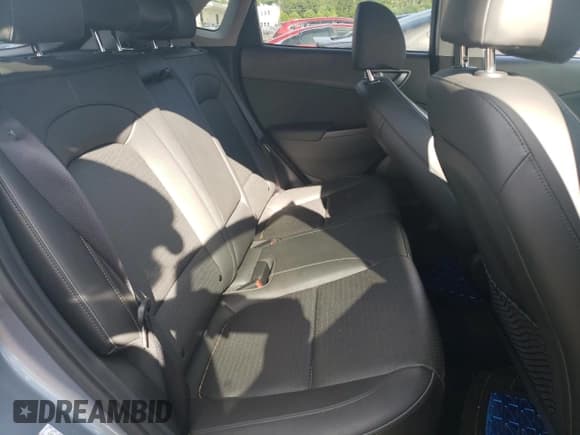 ✅ 2020 Hyundai Kona Limited • VIN: KM8K33AG4LU090372 • Лот: 67084344. Опубликован ранее на Copart с пробегом 42 939 миль. Бесплатный доступ к архиву аукционных продаж из США и подробный отчёт об истории автомобиля на DreamBid. Изображение 11.