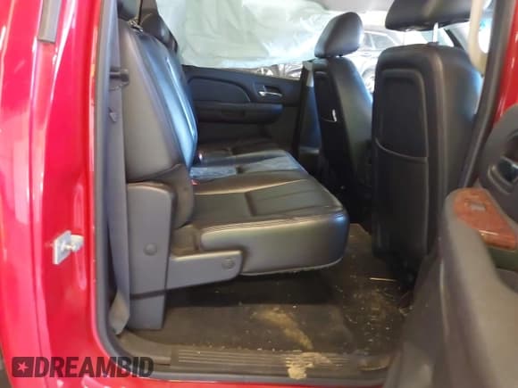 ✅ 2011 GMC Sierra 1500 SLT • VIN: 3GTP2WE33BG390640 • Лот: 43505185. Опубликован ранее на IAAI с пробегом 191 240 миль. Бесплатный доступ к архиву аукционных продаж из США и подробный отчёт об истории автомобиля на DreamBid. Изображение 8.