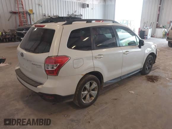 2015 Subaru Forester Premium с VIN JF2SJAFC9FH518620, выставлен на аукционе IAAI как лот 42855712 с пробегом 231 372 миль миль и . История ставок и продаж доступна на DreamBid. Изображение 4.