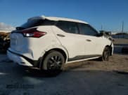 ✅ 2021 Nissan Kicks S • VIN: 3N1CP5BV4ML560906 • Lot: 93107365. Wystawiony na Copart z przebiegiem 30 328 mil. Bezpłatny archiwum sprzedaży aukcyjnych z USA i szczegółowy raport historii pojazdu na DreamBid. Zdjęcie 3.
