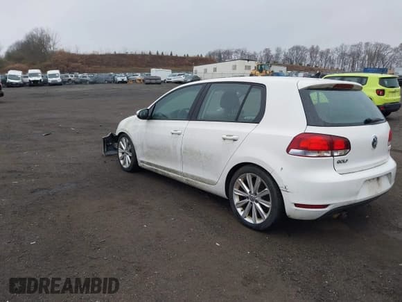 ✅ 2012 Volkswagen Golf TDI • VIN: WVWDM7AJ3CW334286 • Lot: 41928099. Listed on IAAI with 173,426 mi. Free auction sales archive from the USA and detailed vehicle history report at DreamBid. Image 3.