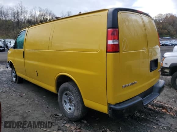 ✅ 2020 GMC Savana Cargo • VIN: 1GTW7AFG2L1252332 • Лот: 90634225. Опубликован ранее на Copart с пробегом Не указан. Бесплатный доступ к архиву аукционных продаж из США и подробный отчёт об истории автомобиля на DreamBid. Изображение 2.