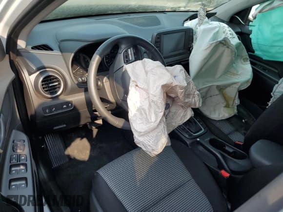 ✅ 2020 Hyundai Kona SEL Plus • VIN: KM8K6CAAXLU449419 • Лот: 67203394. Опубликован ранее на Copart с пробегом 11 030 миль. Бесплатный доступ к архиву аукционных продаж из США и подробный отчёт об истории автомобиля на DreamBid. Изображение 8.