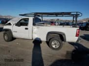 ✅ 2007 Chevrolet Silverado 2500HD Work Truck • VIN: 1GCHC24UX7E183097 • Лот: 87090165. Опубликован ранее на Copart с пробегом 200 699 миль. Бесплатный доступ к архиву аукционных продаж из США и подробный отчёт об истории автомобиля на DreamBid. Изображение 2.