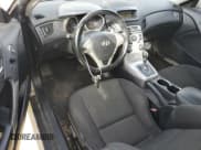 ✅ 2010 Hyundai Genesis Coupe Premium • VIN: KMHHT6KD4AU010064 • Lot: 45996855. Wystawiony na Copart z przebiegiem 131 835 mil. Bezpłatny archiwum sprzedaży aukcyjnych z USA i szczegółowy raport historii pojazdu na DreamBid. Zdjęcie 8.