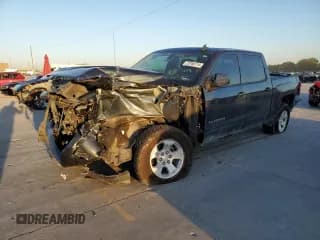 ✅ 2018 Chevrolet Silverado 1500 LT • VIN: 3GCUKREC7JG522804 • Лот: 73768114. Опубликован ранее на Copart с пробегом Не указан. Бесплатный доступ к архиву аукционных продаж из США и подробный отчёт об истории автомобиля на DreamBid. Изображение 1.