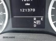 ✅ 2018 Infiniti QX30 Sport • VIN: SJKCH5CP3JA005259 • Lot: 43554770. Wystawiony na IAAI z przebiegiem 121 370 mil. Bezpłatny archiwum sprzedaży aukcyjnych z USA i szczegółowy raport historii pojazdu na DreamBid. Zdjęcie 15.