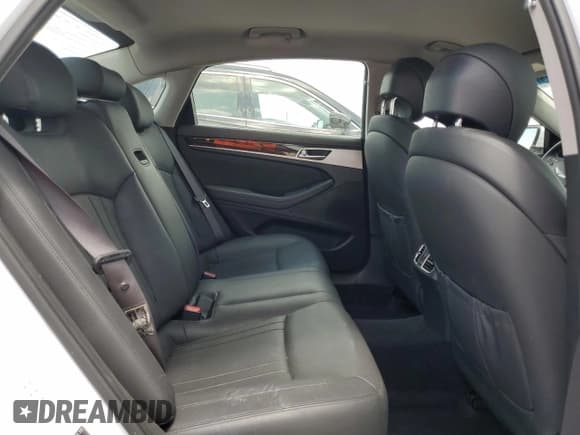 ✅ 2018 Genesis G80 3.8L • VIN: KMHGN4JE6JU269286 • Lot: 60603775. Listed on Copart with 74,665 mi. Free auction sales archive from the USA and detailed vehicle history report at DreamBid. Image 10.