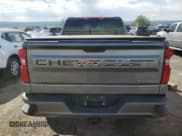 ✅ 2021 Chevrolet Silverado 1500 Custom • VIN: 1GCRYBEK2MZ366355 • Lot: 69865394. Wystawiony na Copart z przebiegiem 59 801 mil. Bezpłatny archiwum sprzedaży aukcyjnych z USA i szczegółowy raport historii pojazdu na DreamBid. Zdjęcie 6.