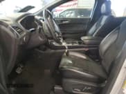 ✅ 2019 Ford Edge ST • VIN: 2FMPK4AP6KBC07260 • Лот: 80742955. Опубликован ранее на Copart с пробегом 118 003 миль. Бесплатный доступ к архиву аукционных продаж из США и подробный отчёт об истории автомобиля на DreamBid. Изображение 7.