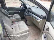 ✅ 2006 Honda Odyssey EX-L • VIN: 5FNRL38746B016312 • Lot: 43169662. Listed on IAAI with 222,076 mi. Free auction sales archive from the USA and detailed vehicle history report at DreamBid. Image 5.