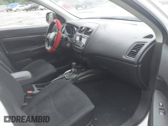 2015 Mitsubishi Outlander ES с VIN 4A4AP3AW7FE044571, выставлен на аукционе IAAI как лот 42235565 с пробегом 142 163 миль миль и . История ставок и продаж доступна на DreamBid. Изображение 5.