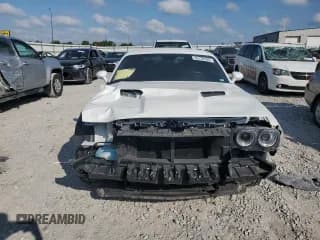 ✅ 2018 Dodge Challenger SXT • VIN: 2C3CDZAGXJH154959 • Lot: 69130595. Wystawiony na Copart z przebiegiem Nie podano. Bezpłatny archiwum sprzedaży aukcyjnych z USA i szczegółowy raport historii pojazdu na DreamBid. Zdjęcie 5.