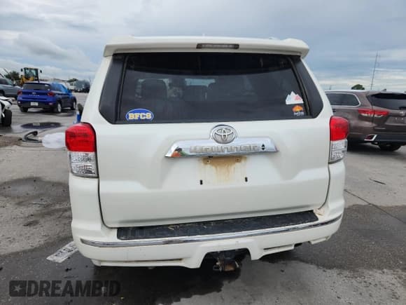 ✅ 2012 Toyota 4Runner Limited • VIN: JTEZU5JRXC5036156 • Лот: 81743245. Опубликован ранее на Copart с пробегом 247 614 миль. Бесплатный доступ к архиву аукционных продаж из США и подробный отчёт об истории автомобиля на DreamBid. Изображение 6.