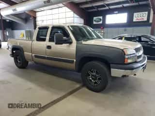 2004 Chevrolet Silverado 1500 Z71 z VIN 2GCEK19T541154216, wystawiony jako Copart lot #72559924 z przebiegiem 150 728 mil mil oraz Nie do naprawy • Non repairable. Historia ofert i sprzedaży dostępna na DreamBid. Obrazek 4.