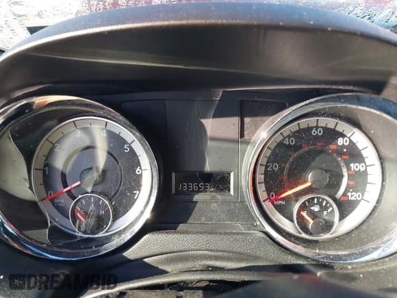 ✅ 2017 Dodge Grand Caravan SE • VIN: 2C4RDGBG2HR568637 • Lot: 43435938. Wystawiony na IAAI z przebiegiem 133 653 mil. Bezpłatny archiwum sprzedaży aukcyjnych z USA i szczegółowy raport historii pojazdu na DreamBid. Zdjęcie 7.