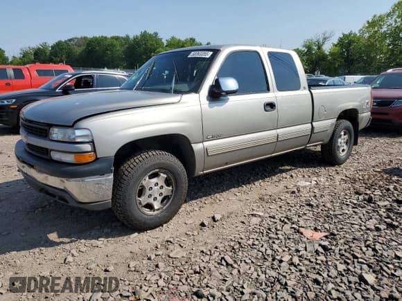 ✅ 1999 Chevrolet Silverado 1500 • VIN: 1GCEK19V5XE214211 • Лот: 58363355. Опубликован ранее на Copart с пробегом 138 562 миль. Бесплатный доступ к архиву аукционных продаж из США и подробный отчёт об истории автомобиля на DreamBid. Изображение 1.