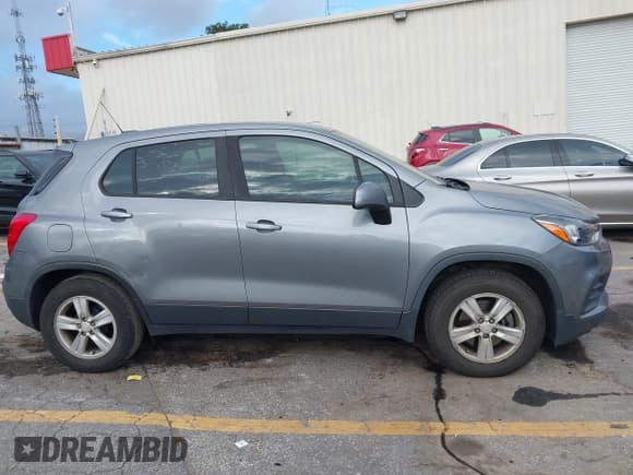✅ 2020 Chevrolet Trax LS • VIN: 3GNCJKSB9LL151003 • Lot: 43385095. Listed on IAAI with 112,615 mi. Free auction sales archive from the USA and detailed vehicle history report at DreamBid. Image 13.