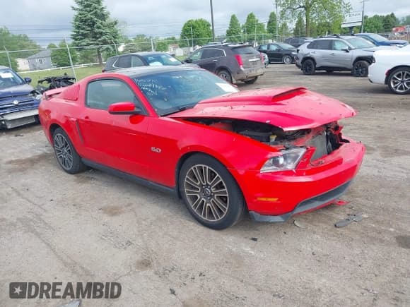 ✅ 2012 Ford Mustang GT Premium • VIN: 1ZVBP8CF0C5225865 • Lot: 42292396. Listed on IAAI with 178,699 mi. Free auction sales archive from the USA and detailed vehicle history report at DreamBid. Image 1.