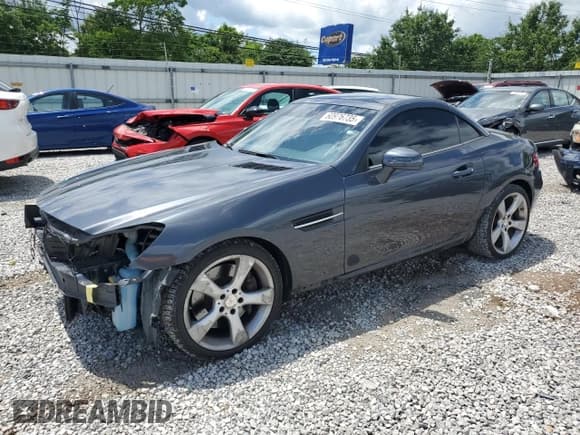 ✅ 2012 Mercedes-Benz SLK 350 • VIN: WDDPK5HA5CF008413 • Лот: 60976735. Опубликован ранее на Copart с пробегом 100 587 миль. Бесплатный доступ к архиву аукционных продаж из США и подробный отчёт об истории автомобиля на DreamBid. Изображение 1.