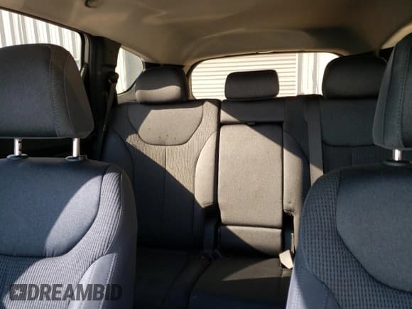 ✅ 2019 Hyundai Santa Fe SE • VIN: 5NMS23AD8KH070905 • Lot: 44371303. Wystawiony na Copart z przebiegiem 64 652 mil. Bezpłatny archiwum sprzedaży aukcyjnych z USA i szczegółowy raport historii pojazdu na DreamBid. Zdjęcie 10.