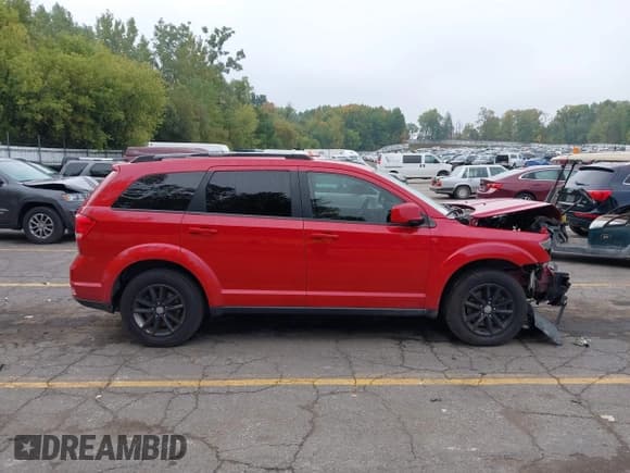 ✅ 2017 Dodge Journey SXT • VIN: 3C4PDCBB8HT585248 • Lot: 43278192. Listed on IAAI with 82,071 mi. Free auction sales archive from the USA and detailed vehicle history report at DreamBid. Image 13.