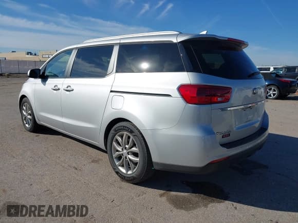 ✅ 2020 Kia Sedona EX • VIN: KNDMB5C19L6647561 • Lot: 43557206. Listed on IAAI with 97,725 mi. Free auction sales archive from the USA and detailed vehicle history report at DreamBid. Image 3.