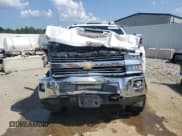 ✅ 2018 Chevrolet Silverado 2500HD LTZ • VIN: 1GC1KWEYXJF243751 • Lot: 68349795. Wystawiony na Copart z przebiegiem 159 381 mil. Bezpłatny archiwum sprzedaży aukcyjnych z USA i szczegółowy raport historii pojazdu na DreamBid. Zdjęcie 5.