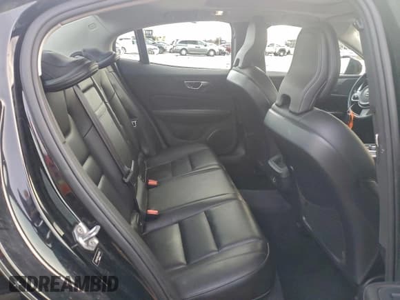 ✅ 2020 Volvo S60 Momentum • VIN: 7JRA22TK0LG036355 • Lot: 93975405. Wystawiony na Copart z przebiegiem 153 547 mil. Bezpłatny archiwum sprzedaży aukcyjnych z USA i szczegółowy raport historii pojazdu na DreamBid. Zdjęcie 10.