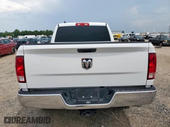 ✅ 2023 Ram 1500 Tradesman • VIN: 1C6RR6FG1PS565061 • Lot: 70127925. Wystawiony na Copart z przebiegiem Nie podano. Bezpłatny archiwum sprzedaży aukcyjnych z USA i szczegółowy raport historii pojazdu na DreamBid. Zdjęcie 6.