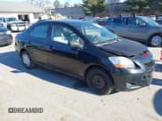 ✅ 2010 Toyota Yaris • VIN: JTDBT4K34A1363797 • Lot: 43741738. Wystawiony na IAAI z przebiegiem 204 839 mil. Bezpłatny archiwum sprzedaży aukcyjnych z USA i szczegółowy raport historii pojazdu na DreamBid. Zdjęcie 1.