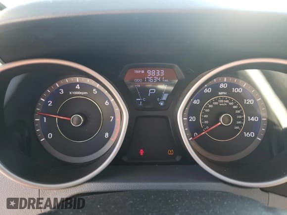 ✅ 2011 Hyundai Elantra Limited • VIN: KMHDH4AE4BU110326 • Lot: 46130275. Listed on Copart with 176,341 mi. Free auction sales archive from the USA and detailed vehicle history report at DreamBid. Image 9.