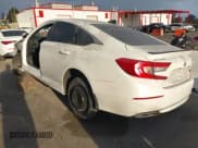 ✅ 2021 Honda Accord Sport • VIN: 1HGCV1F35MA101204 • Lot: 43276564. Wystawiony na IAAI z przebiegiem 109 260 mil. Bezpłatny archiwum sprzedaży aukcyjnych z USA i szczegółowy raport historii pojazdu na DreamBid. Zdjęcie 3.