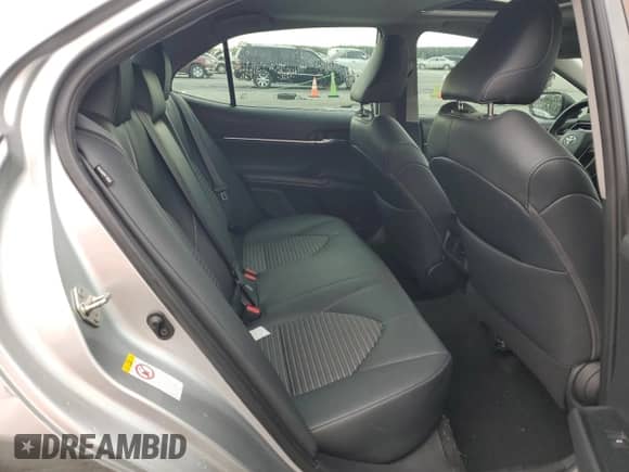 2019 Toyota Camry LE z VIN 4T1B11HK2KU186519, wystawiony jako Copart lot #84010595 z przebiegiem 86 656 mil mil oraz Szkoda całkowita • Salvage title. Historia ofert i sprzedaży dostępna na DreamBid. Obrazek 10.