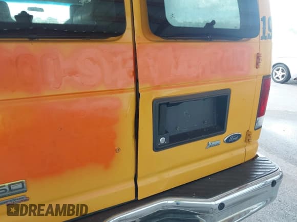 ✅ 2011 Ford Econoline Cargo Commercial • VIN: 1FTNE2ELXBDA13663 • Lot: 42969068. Listed on IAAI with 138,285 mi. Free auction sales archive from the USA and detailed vehicle history report at DreamBid. Image 13.