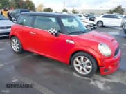 ✅ 2010 MINI Hardtop S • VIN: WMWMF7C58ATZ74239 • Lot: 43741250. Wystawiony na IAAI z przebiegiem 91 566 mil. Bezpłatny archiwum sprzedaży aukcyjnych z USA i szczegółowy raport historii pojazdu na DreamBid. Zdjęcie 1.