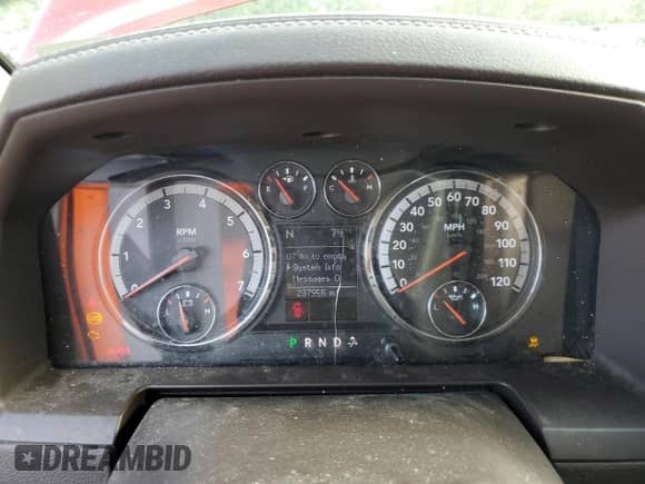 2009 Dodge 1500 TRX z VIN 1D3HB13T39S710933, wystawiony jako Copart lot #59275285 z przebiegiem 237 955 mil mil oraz Szkoda całkowita • Salvage title. Historia ofert i sprzedaży dostępna na DreamBid. Obrazek 9.