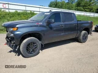 ✅ 2021 Chevrolet Silverado 1500 Custom Trail Boss • VIN: 1GCPYCEH3MZ334614 • Lot: 57960764. Wystawiony na Copart z przebiegiem 37 734 mil. Bezpłatny archiwum sprzedaży aukcyjnych z USA i szczegółowy raport historii pojazdu na DreamBid. Zdjęcie 1.