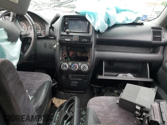 ✅ 2003 Honda CR-V LX • VIN: SHSRD785X3U144383 • Лот: 60696525. Опубликован ранее на Copart с пробегом Не указан. Бесплатный доступ к архиву аукционных продаж из США и подробный отчёт об истории автомобиля на DreamBid. Изображение 8.