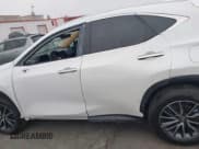 ✅ 2025 Lexus NX 350 Premium • VIN: 2T2GGCEZ2SC079582 • Lot: 43595681. Wystawiony na IAAI z przebiegiem 3 900 mil. Bezpłatny archiwum sprzedaży aukcyjnych z USA i szczegółowy raport historii pojazdu na DreamBid. Zdjęcie 14.