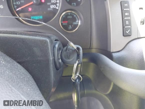 ✅ 2013 Chevrolet Silverado 1500 LTZ • VIN: 3GCPKTE70DG352111 • Lot: 43073411. Wystawiony na IAAI z przebiegiem 181 356 mil. Bezpłatny archiwum sprzedaży aukcyjnych z USA i szczegółowy raport historii pojazdu na DreamBid. Zdjęcie 11.