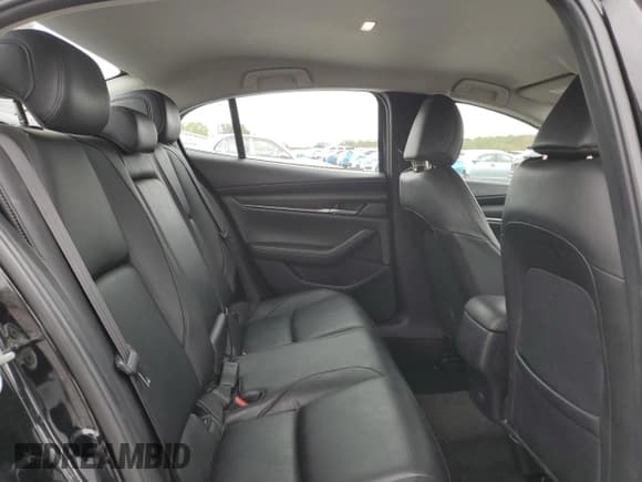 ✅ 2021 Mazda 3 Select • VIN: JM1BPABL6M1337628 • Lot: 82667455. Listed on Copart with 98,482 mi. Free auction sales archive from the USA and detailed vehicle history report at DreamBid. Image 10.