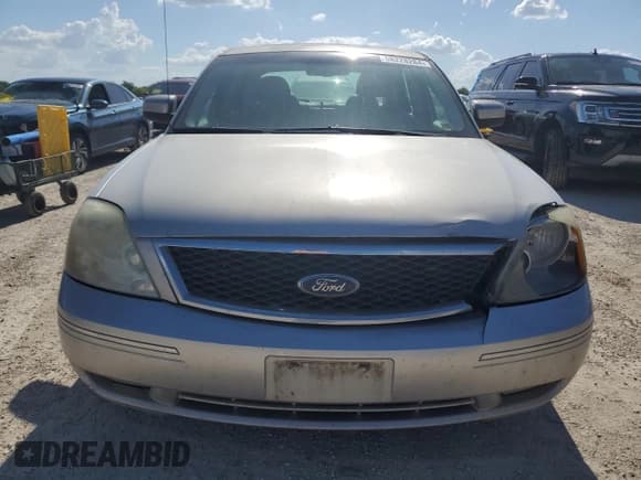 ✅ 2006 Ford Five Hundred SEL • VIN: 1FAFP24126G146880 • Лот: 89405425. Опубликован ранее на Copart с пробегом Не указан. Бесплатный доступ к архиву аукционных продаж из США и подробный отчёт об истории автомобиля на DreamBid. Изображение 5.