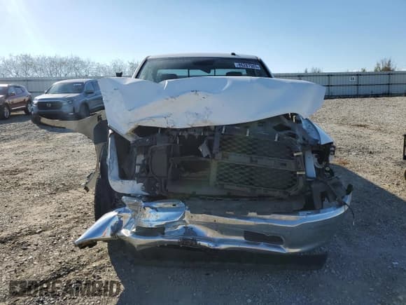 ✅ 2017 Ram 1500 Tradesman • VIN: 3C6JR6DT5HG555493 • Lot: 86287925. Wystawiony na Copart z przebiegiem 102 387 mil. Bezpłatny archiwum sprzedaży aukcyjnych z USA i szczegółowy raport historii pojazdu na DreamBid. Zdjęcie 5.