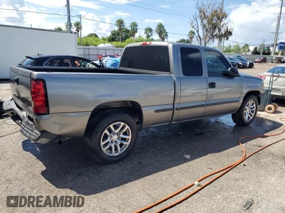 ✅ 2007 Chevrolet Silverado 1500 LT1 • VIN: 1GCEC19X87Z189439 • Lot: 72137054. Listed on Copart with 165,171 mi. Free auction sales archive from the USA and detailed vehicle history report at DreamBid. Image 3.