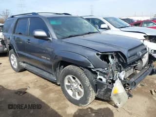 ✅ 2005 Toyota 4Runner Limited • VIN: JTEBU17R950070381 • Lot: 41716219. Wystawiony na IAAI z przebiegiem 267 178 mil. Bezpłatny archiwum sprzedaży aukcyjnych z USA i szczegółowy raport historii pojazdu na DreamBid. Zdjęcie 1.