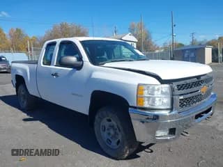 ✅ 2013 Chevrolet Silverado 2500HD Work Truck • VIN: 1GC2KVCG4DZ373875 • Lot: 43558195. Listed on IAAI with 172,584 mi. Free auction sales archive from the USA and detailed vehicle history report at DreamBid. Image 1.