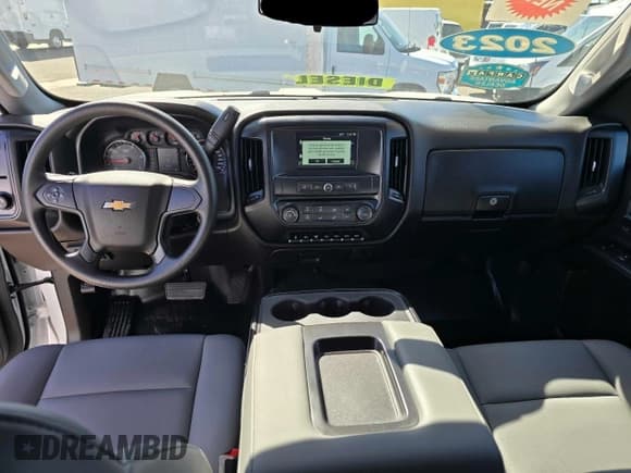 ✅ 2023 Chevrolet Silverado 1500 • VIN: 1HTKHPVK2PH787357 • Лот: 85949695. Опубликован ранее на Copart с пробегом 170 миль. Бесплатный доступ к архиву аукционных продаж из США и подробный отчёт об истории автомобиля на DreamBid. Изображение 9.